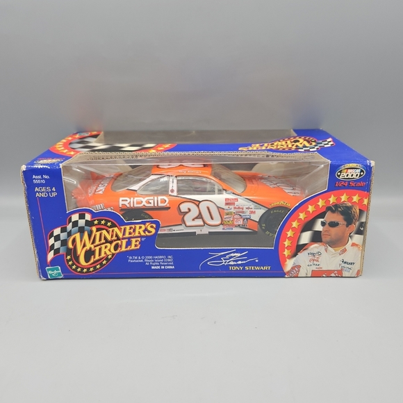 Winners Circle Tony Stewart #20 Home Depot 2000 NASCAR Rookie Of The Year 1:24 - Picture 3 of 8